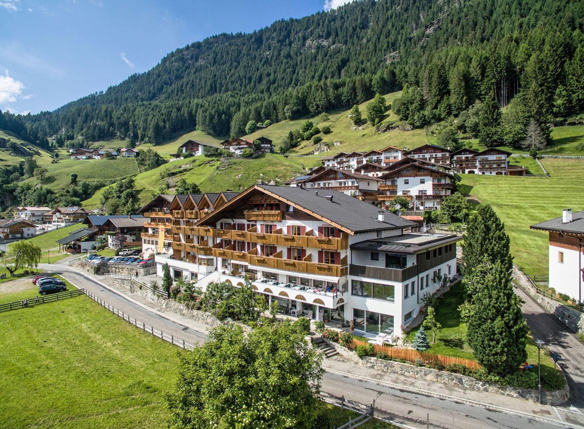 Wellness&Spa Hotel Alpenland Moos Exterior foto